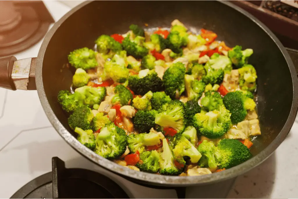 Courgette Broccoli wokken